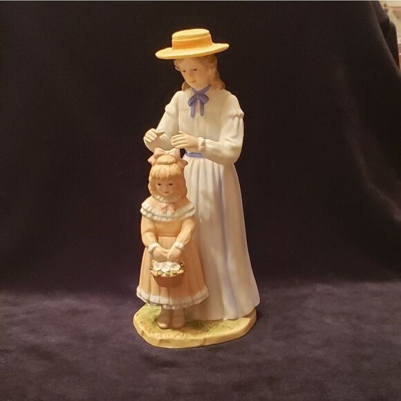 Vintage Homco Mother & Daughter Porcelain Figurine - Picture 1 of 7